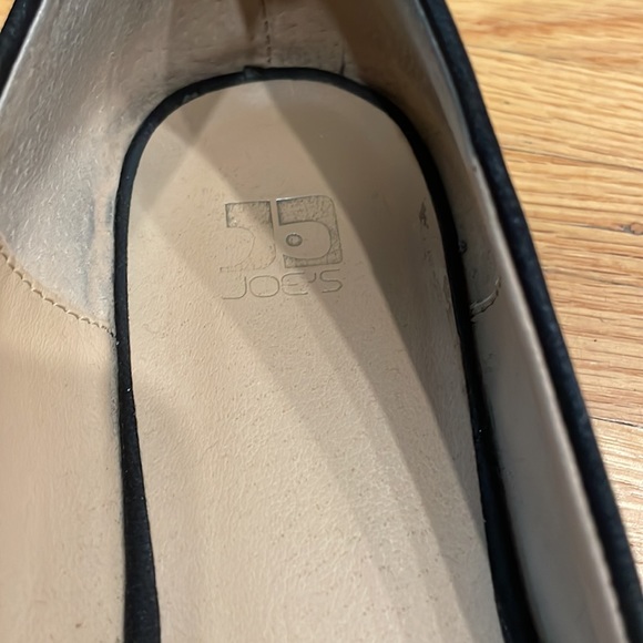 Joe’s black flats - Picture 2 of 4